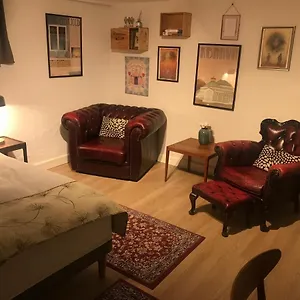 https://beatiful-room-near-copenhagen-city-centre.copenhagenhotelselect.com